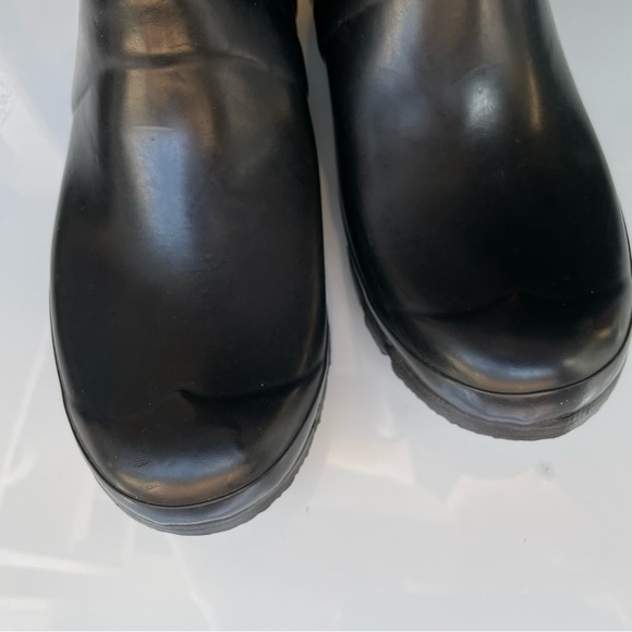 Women’s Tall Rain Boots | Hunter - Picture 3 of 6